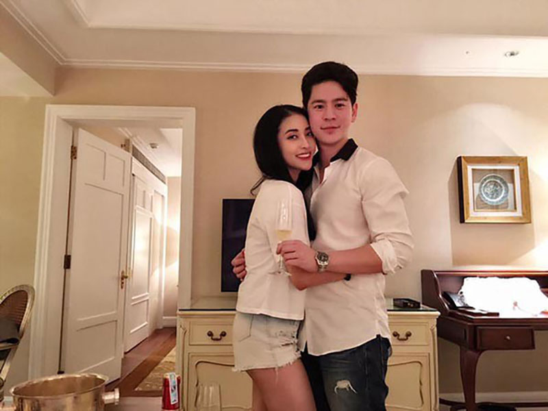 Lộ ảnh Mai Hồ bí mật tổ chức lễ đính hôn với người yêu cực điển trai Lộ ảnh Mai Hồ bí mật tổ chức lễ đính hôn với người yêu cực điển trai